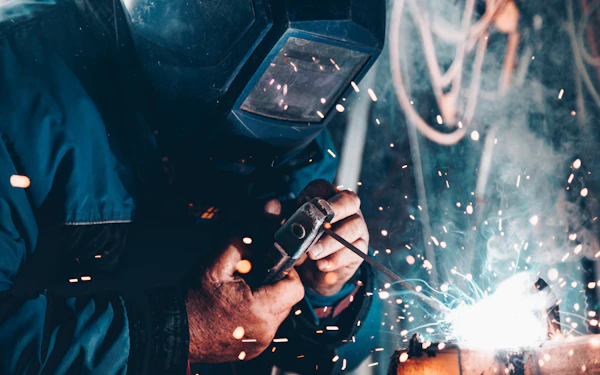 Industrial CNC Machining, Laser Cutting & 3D Prototyping services and verified professionals